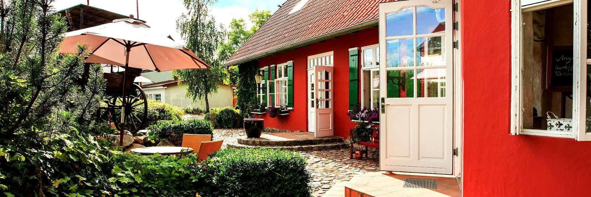 Landgasthof & Hotel Jagdhof Stralsund Exteriör bild